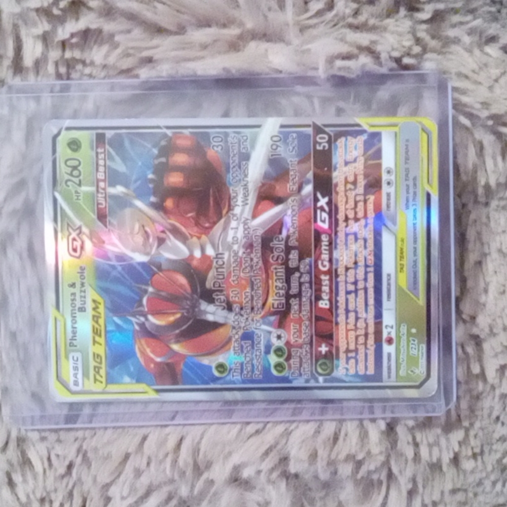 Pheromosa & buzzwole GX Holographic 1/234 near mint